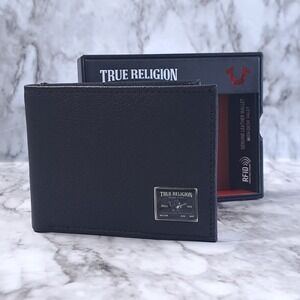 True Religion Men's Leather Bifold Wallet Black With‎ Desk Valet RFID Protection